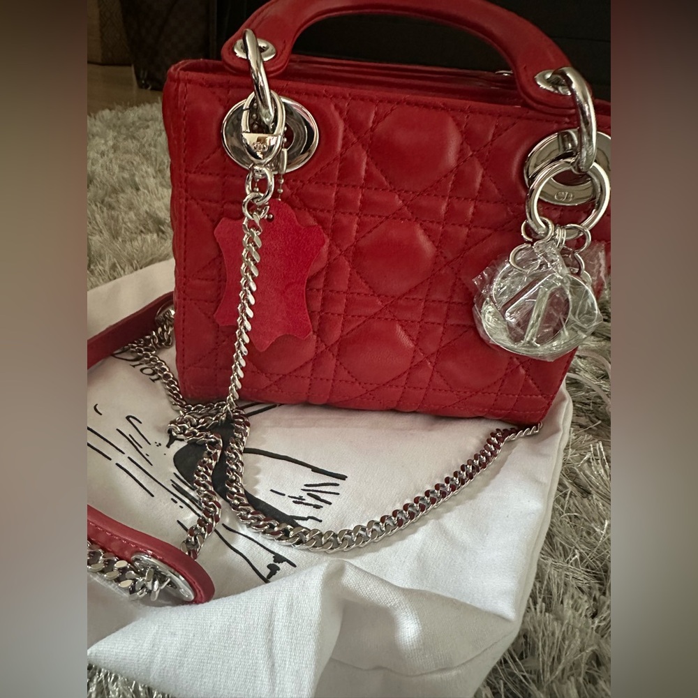 Red Quilted Crossbody Bag with Silver Chain - Designer Style